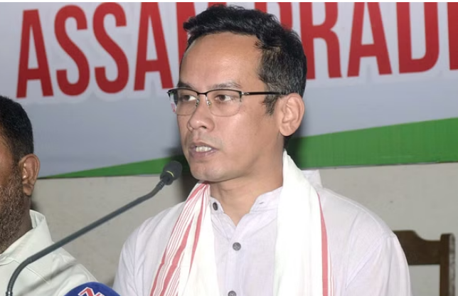 Photo of लोकसभा में गौरव गोगोई को बनाया गया कांग्रेस का उपनेता