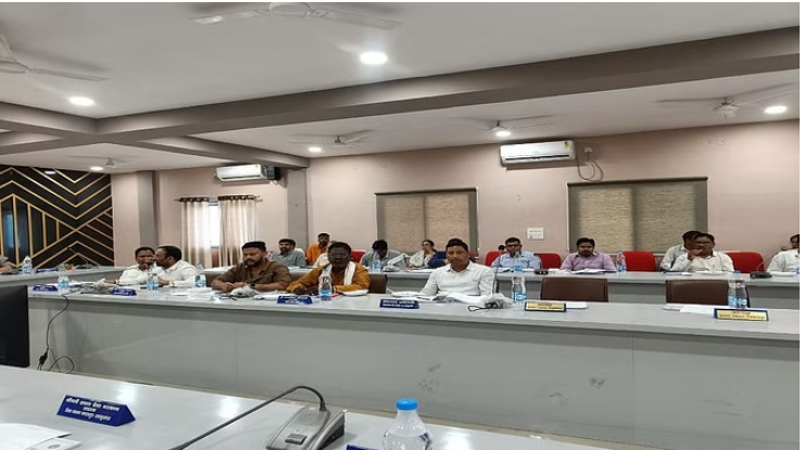 Photo of बलरामपुर: जिला पंचायत की सामान्य सभा की बैठक