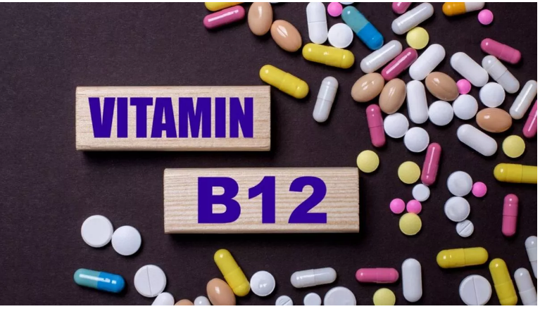 Photo of शरीर में दिखने वाले ये लक्षण करते हैं विटामिन-बी12 की कमी की ओर इशारा