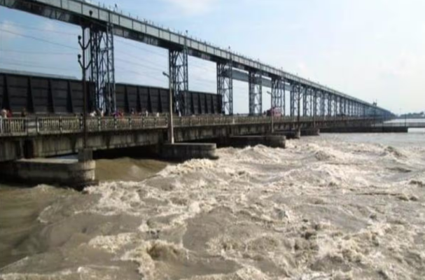 Photo of लगातार हो रही बारिश के चलते उफान पर बिहार की प्रमुख नदियां