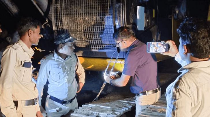 Photo of बिलासपुर खनिज विभाग का एक्शन: टीम ने देर रात मारा छापा