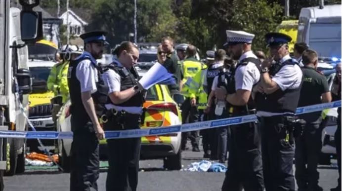 Photo of ब्रिटेन में डांस क्लास में बच्चों के बीच चाकूबाजी, नौ साल की एक बच्ची की मौत