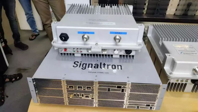 Photo of भारतीय सेना में पहली बार शामिल किए गए स्वदेशी चिप वाले मोबाइल बेस स्टेशन