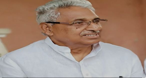 Photo of विधानसभा में माता प्रसाद पांडे ने संभाली नेता प्रतिपक्ष की जिम्मेदारी