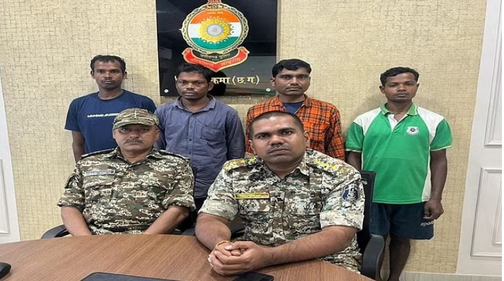 Photo of सुकमा: दो हार्डकोर इनामी नक्सली सहित चार माओवादियों ने किया सरेंडर