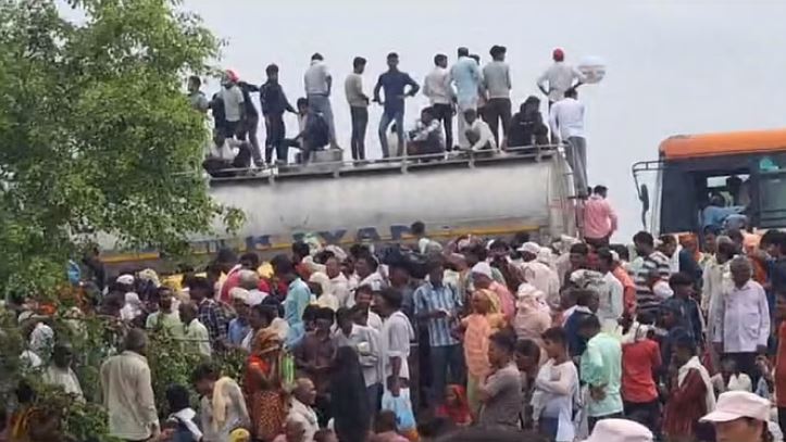 Photo of हाथरस हादसा: घटना की सूचना मिलते ही एक्शन में आए सीएम योगी
