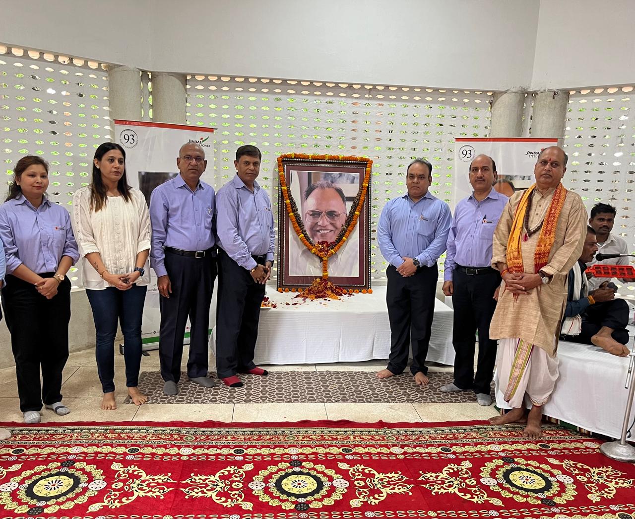 Photo of जिंदल समूह के संस्थापक चेयरमैन ओ पी जिंदल की जयंती पर उन्हे अर्पित की गई श्रद्धाजंलि