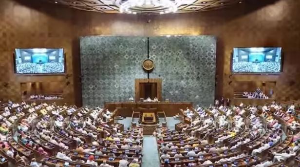 Photo of वक्फ बोर्ड में संशोधन के लिए लोकसभा में आज पेश होगा विधेयक