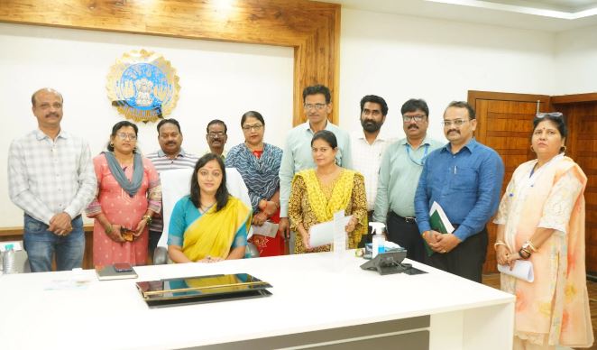 Photo of उज्जैन: जिला पंचायत की नवागत सीईओ जयति सिंह ने पदभार किया ग्रहण