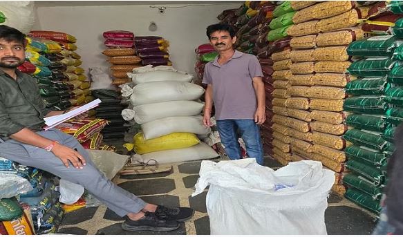 Photo of कांकेर: पीडीएस चावल की खरीदी-ब्रिकी की शिकायत पर एसडीएम ने की छापेमारी