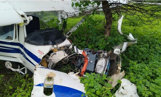 Photo of एमपी : गुना में एविएशन एकेडमी का टू सीटर प्लेन क्रैश, दोनों पायलट घायल