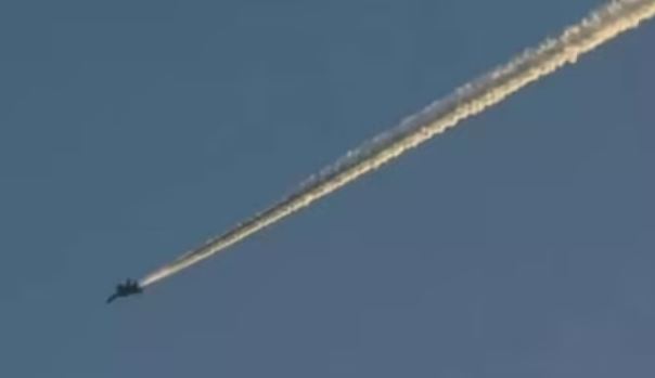 Photo of ताइवान के चारों तरफ मंडरा रहा चीन