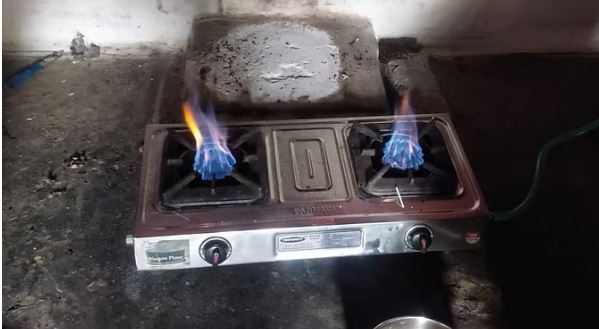 Photo of एमपी: दमोह के किसान ने यूट्यूब से सीखकर बनाया गोबर गैस प्लांट…