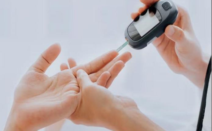 Photo of डायबिटीज मरीज के लिए वरदान है यह पानी, ब्लड शुगर रहेगा कंट्रोल