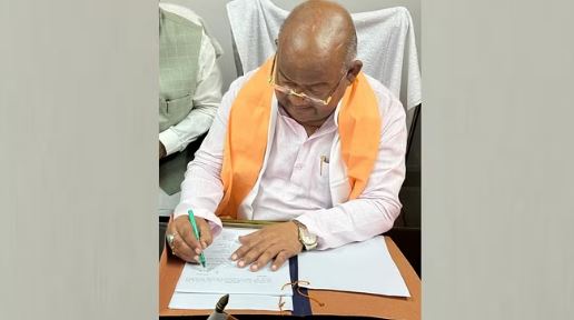 Photo of राजेश वर्मा ने संभाला राज्य पिछड़ा वर्ग आयोग के अध्यक्ष का कार्यभार