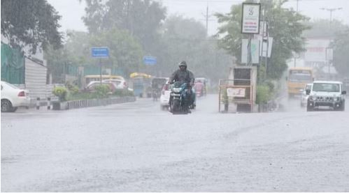 Photo of मध्यप्रदेश के 6 जिलों में आज बारिश का रेड अलर्ट, सीएम ने बुलाई आपात बैठक