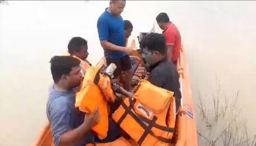 Photo of छत्तीसगढ़ में हादसा: हसदेव नदी में मां संग 10 माह का मासूम बहा…