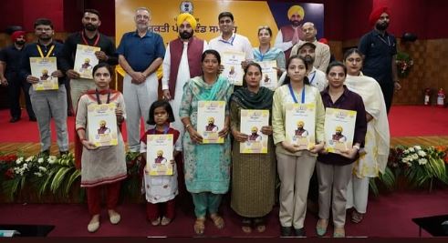 Photo of पंजाब: सीएम मान ने 293 युवाओं को सौंपे नियुक्ति पत्र