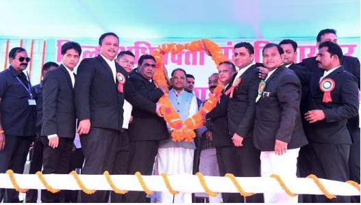 Photo of जिला अधिवक्ता संघ के शपथ ग्रहण समारोह में शामिल हुए सीएम साय
