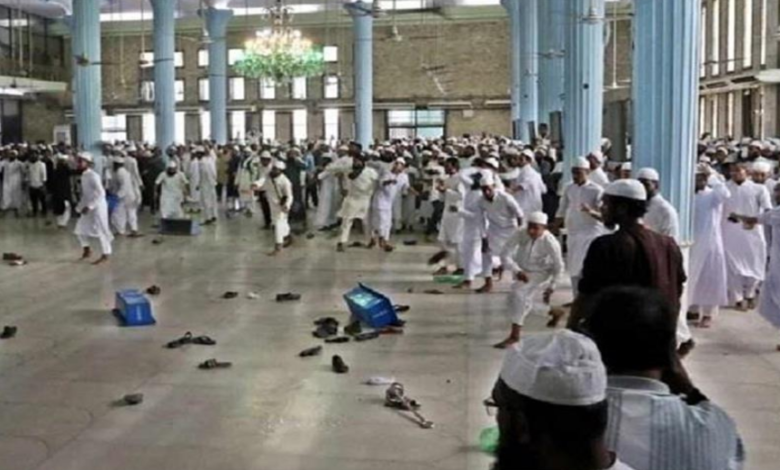 Photo of बांग्लादेशः बैतुल मुकर्रम राष्ट्रीय मस्जिद में झड़प में 50 से अधिक लोग घायल