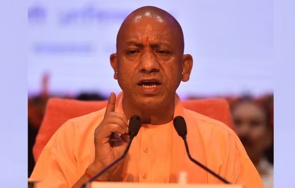 Photo of भू-अधिग्रहण घोटाला: सीएम योगी की बड़ी कार्रवाई, दो एसएलएओ समेत पांच कर्मी निलंबित