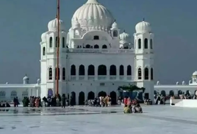 Photo of भारतीय तीर्थयात्रियों को फायदा, श्री करतारपुर साहिब कॉरिडोर पर 5 वर्ष बढ़ा भारत-पाक समझौता!