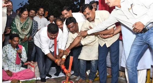 Photo of डिप्टी सीएम ने कबीरधाम को दी सौगात, 5.74 करोड़ रुपये के विकास कार्य का किया भूमिपूजन