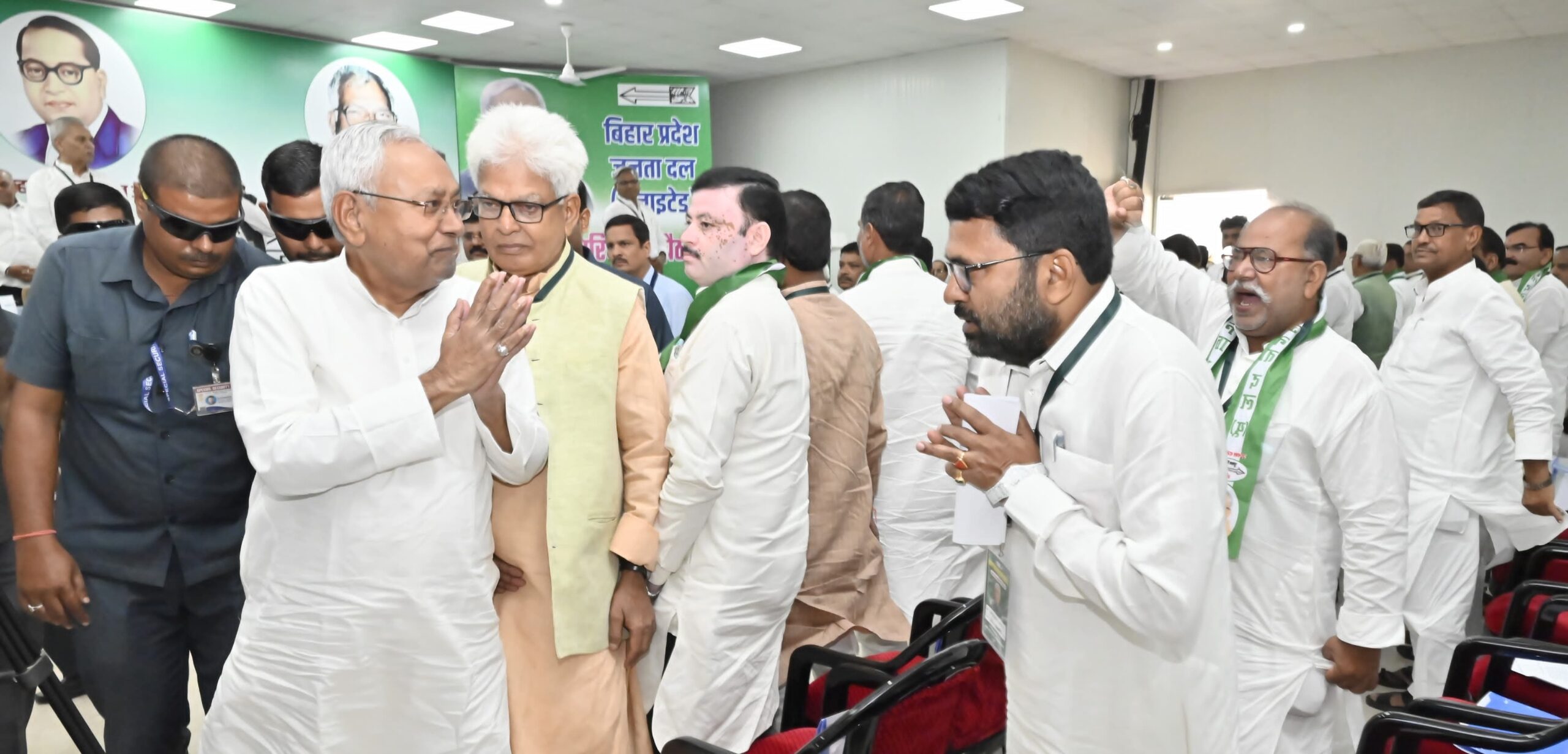 Photo of JDU की बैठक में सीएम नीतीश ने विस चुनाव 2025 में 220 से ज्यादा सीटें जीतने का रखा लक्ष्य