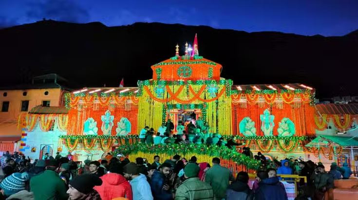 Photo of आज शीतकाल के लिए बंद हो जाएंगे बदरीनाथ धाम के कपाट