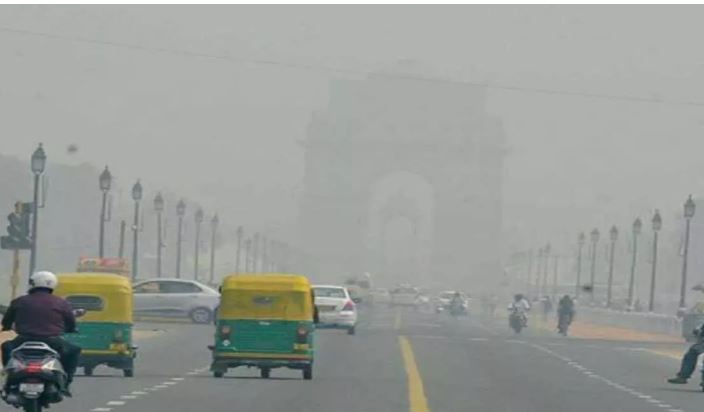 Photo of दिल्ली-NCR में स्मॉग ही स्माग, AQI पहुंचा 472, विजिबिलिटी हुई शून्य