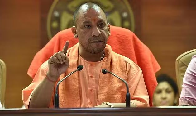 Photo of यूपी: नौकरशाही में हुआ बड़ा उलटफेर, दस आईएएस अधिकारियों के हुए तबादले