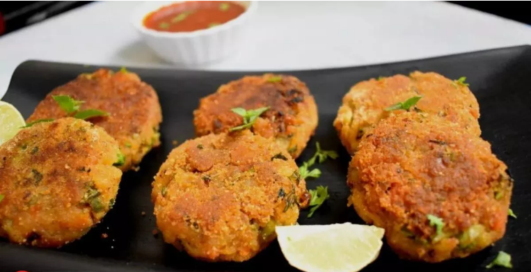 Photo of नाश्ते में ट्राई करें पोहा कटलेट, बेहद आसान है इसे बनाने की विधि