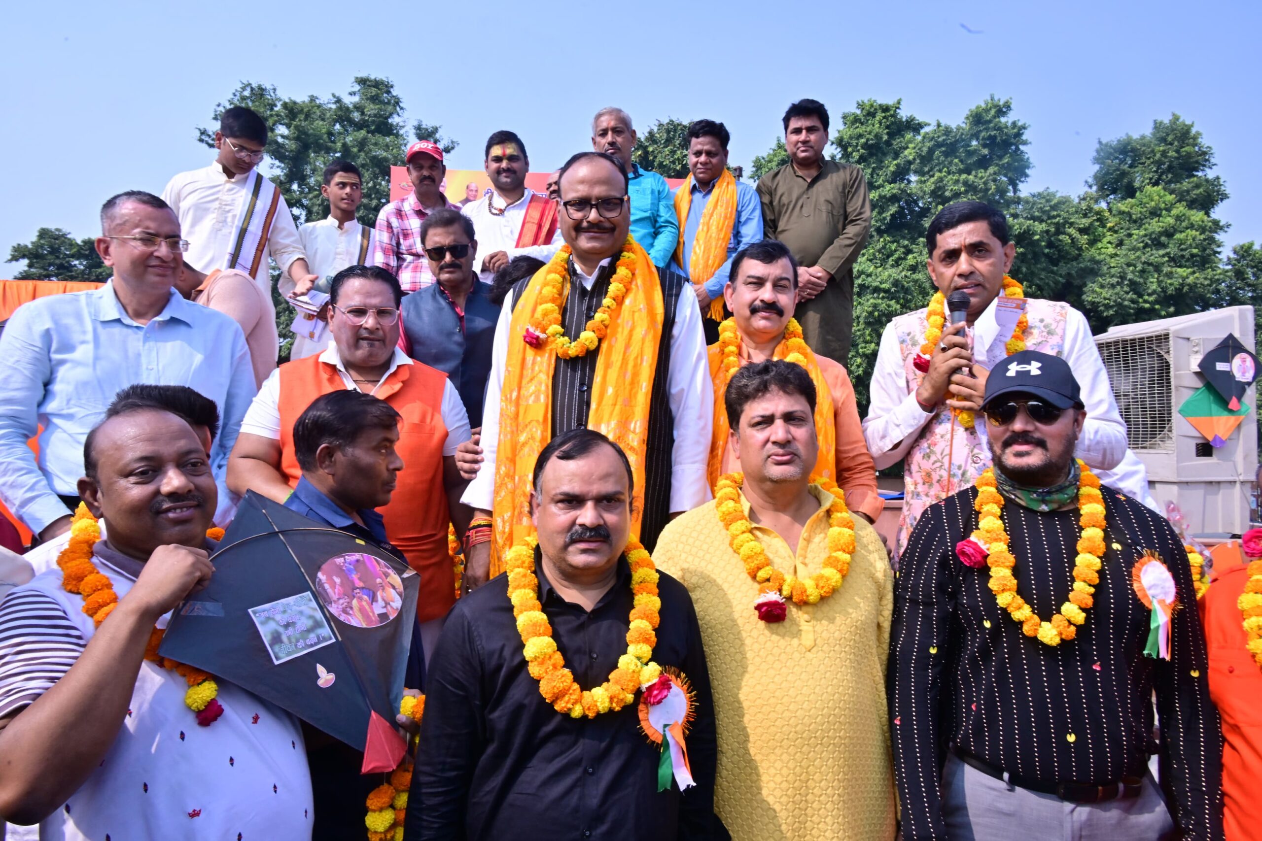 Photo of लखनऊ में पारंपरिक तौर पर जमघट का मनाया गया पर्व