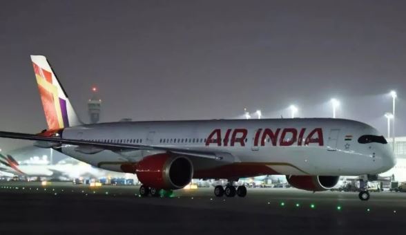 Photo of तिरुवनंतपुरम हवाई अड्डे पर पांच घंटे तक रुकी विमान सेवाएं