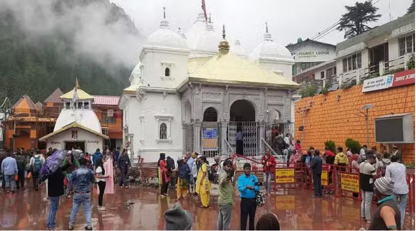 Photo of आज शीतकाल के लिए बंद हो जाएंगे गंगोत्री धाम के कपाट, छह महीने यहां पर होगी पूजा