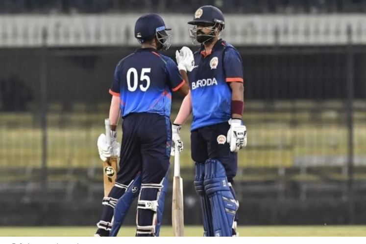 Photo of 20 ओवर में 349 रन… 37 छक्के-18 चौके, T20 में इस टीम ने बनाया सबसे बड़ा स्कोर