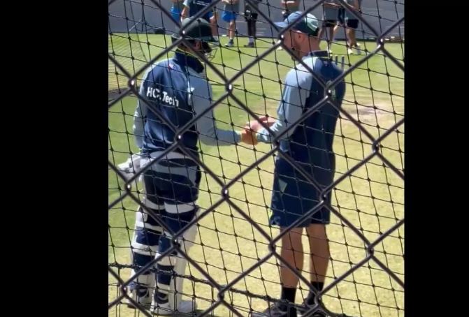 Photo of Steve Smith के चोटिल होने से बढ़ी ऑस्‍ट्रेलियाई टीम की चिंता, दूसरे टेस्‍ट में खेलेंगे या नहीं? 