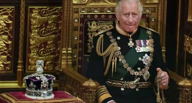 Photo of ब्रिटिश किंग चार्ल्स की नववर्ष सम्मान सूची में 30 भारतवंशी