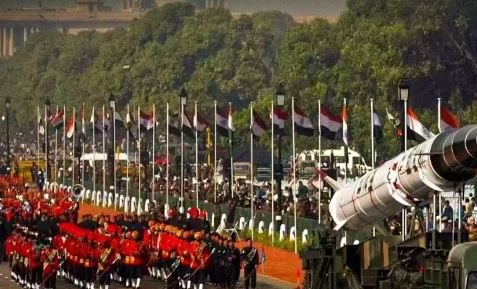 Photo of भीष्म टैंक-ब्रह्मोस मिसाइल, 31 झांकियां, 10 हजार मेहमान… गणतंत्र दिवस पर इस बार क्या होगा खास