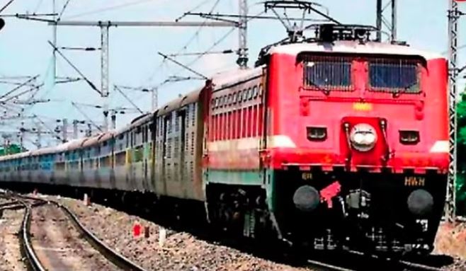 Photo of कांग्रेस नेता के भाई की ट्रेन की चपेट में आने से मौत, परिवार में कोहराम मचा