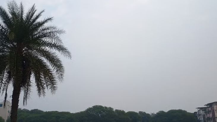 Photo of मध्य प्रदेश में कड़ाके की ठंड से राहत, दिन का पारा 32 डिग्री तक पहुंचा