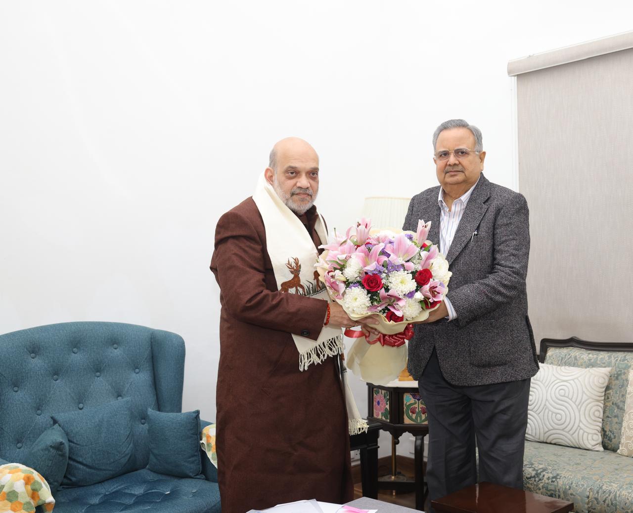 Photo of रमन ने गृह मंत्री अमित शाह से की शिष्टाचार मुलाकात