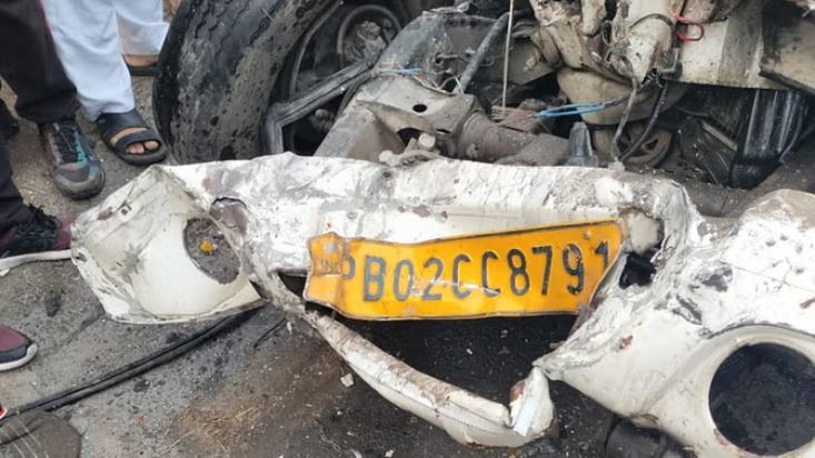 Photo of पंजाब में भीषण हादसा: गुरुहरसहाय में पिकअप-कैंटर टकराए, नाै की माैके पर ही माैत