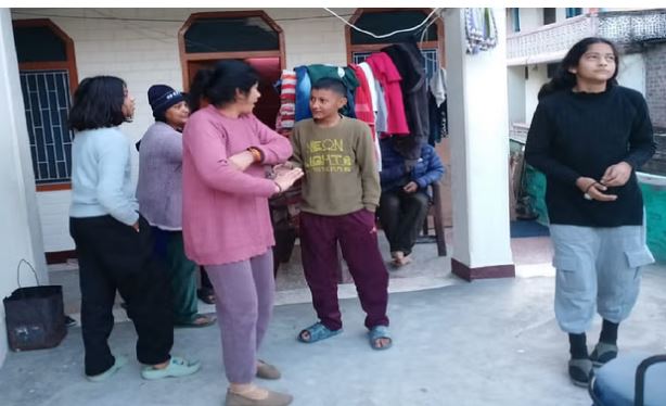 Photo of उत्तरकाशी में सुबह-सुबह दो बार महसूस किए गए भूकंप के झटके, वरुणावत पर्वत से गिरा मलबा