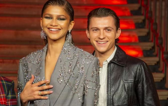 Photo of Spider Man स्टार कपल Zendaya-Tom Holland ने चोरी छिपे की सगाई!