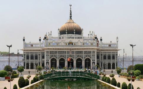 Photo of लखनऊ: छोटे इमामबाड़े का किया जाएगा जीर्णोद्धार, पुराने तरीकों से ही होगी मरम्मत