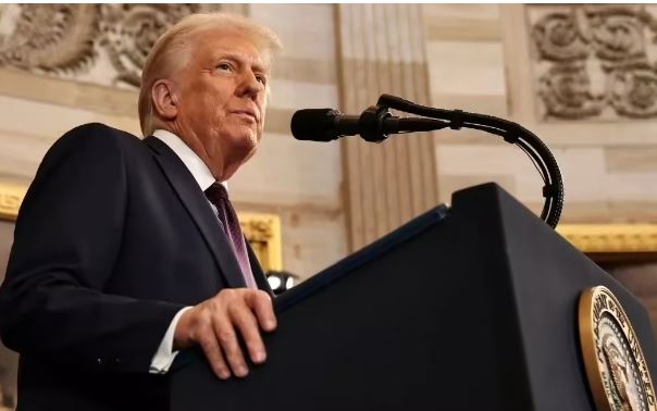 Photo of राष्ट्रपति बनते ही ट्रंप ने US कैपिटल दंगों के 1500 आरोपियों को दी माफी