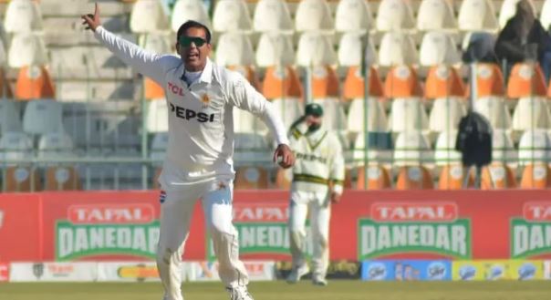 Photo of नोमान अली ने हैट्रिक ले रचा इतिहास, 72 साल में पहली बार हुआ ऐसा