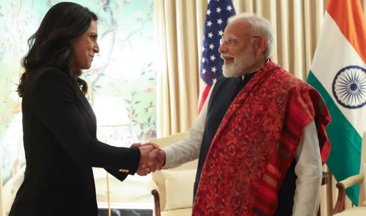 Photo of कौन हैं Tulsi Gabbard? अमेरिका पहुंचते ही PM Modi ने की मुलाकात
