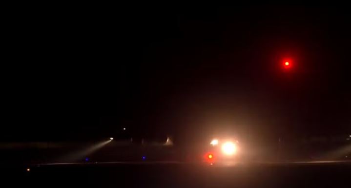 Photo of 112 भारतीयों को लेकर तीसरा अमेरिकी विमान अमृतसर पहुंचा, इस बार भी लगीं हथकड़ियां